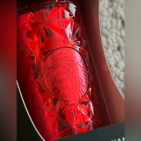 NWT Starbucks Fiery Red Tumbler Cold Cup Ornament Keychain - Picture 2 of 6